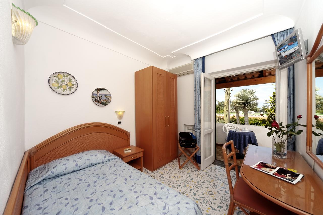 Park Hotel Terme Mediterraneo Forio di Ischia Δωμάτιο φωτογραφία