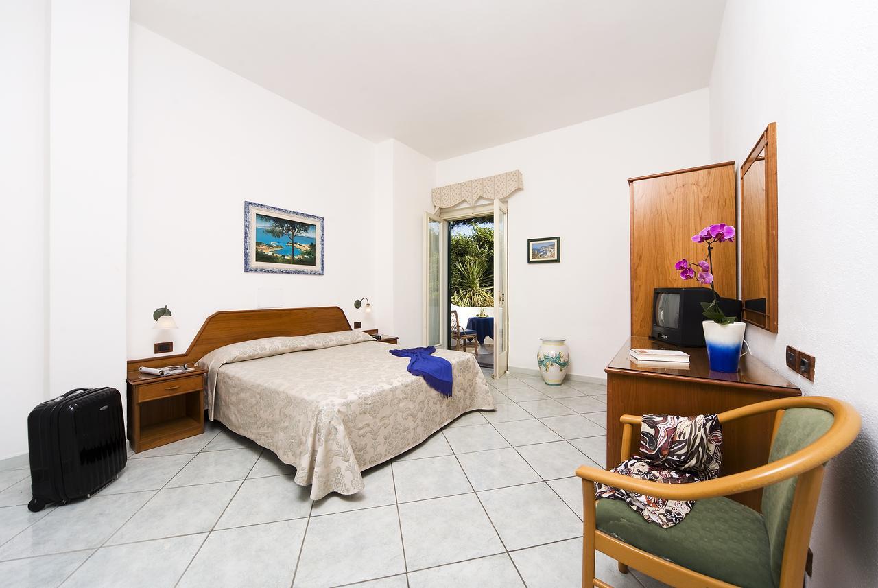 Park Hotel Terme Mediterraneo Forio di Ischia Δωμάτιο φωτογραφία